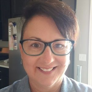Meet your Posher, Teresa